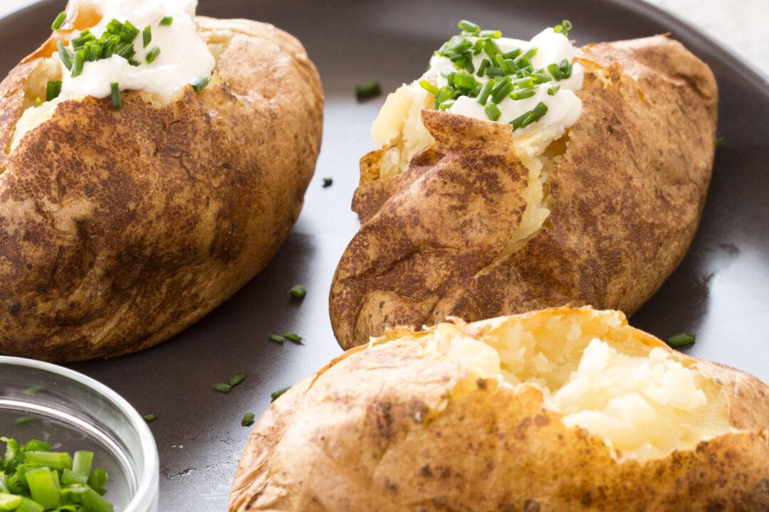 This Simple Recipe Makes the Best Baked Potatoes You’ve Ever Eaten