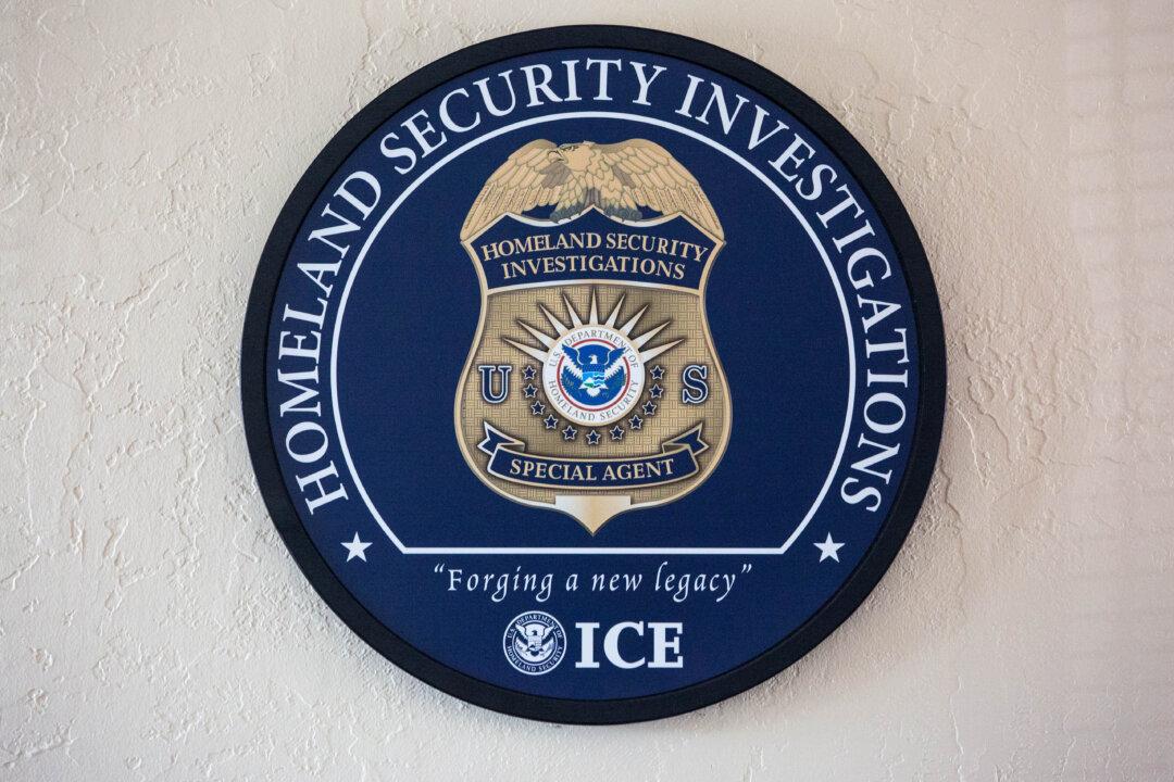 Canadian Pleads Guilty to Smuggling Sri Lankans Into US