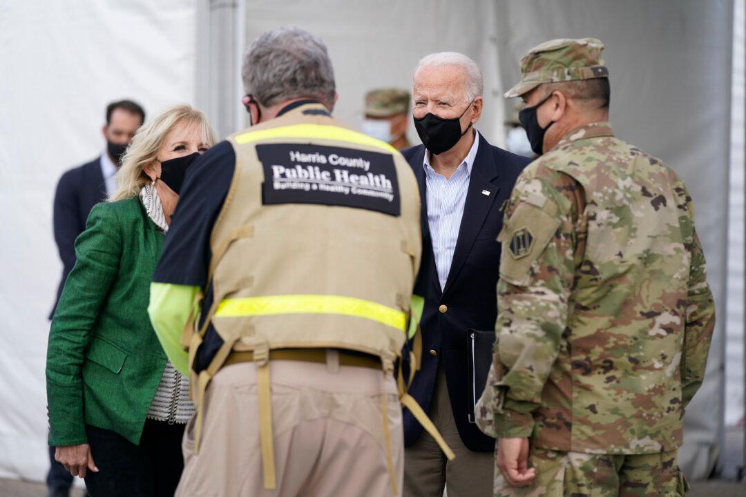 Biden Visits Texas, Promises to Help With Recovery From Storms