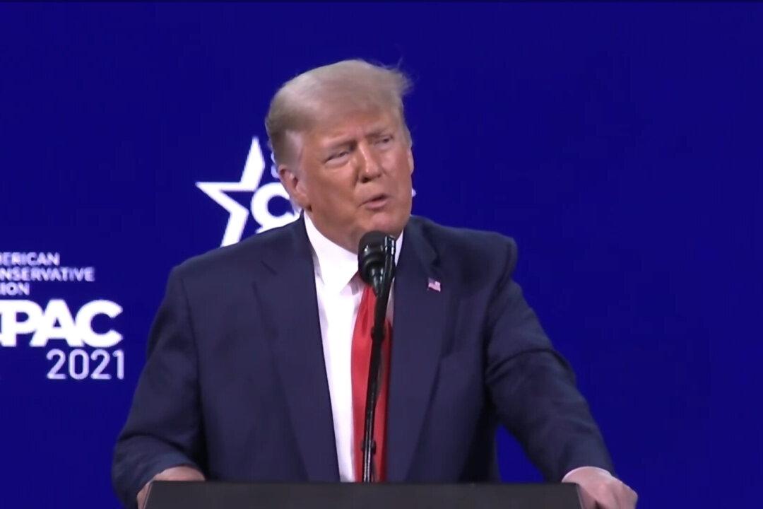 Trump: Big Tech Companies ‘Should Be Punished’ for Censoring Conservative Voices