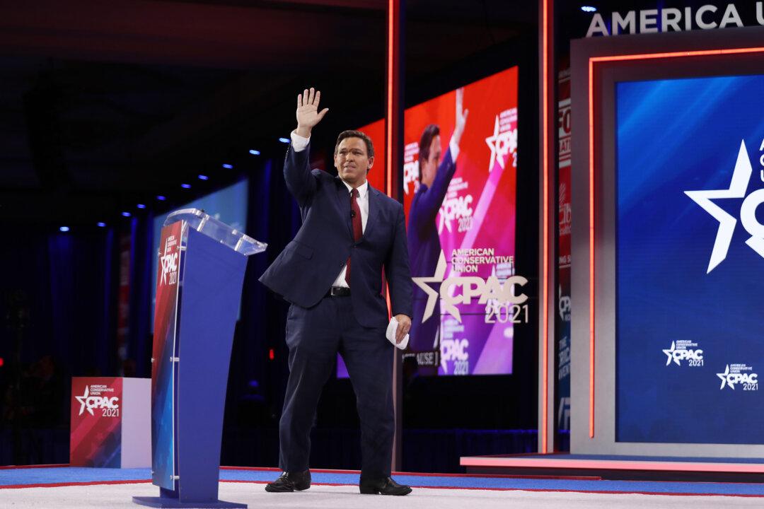 Adviser to Florida’s Governor Touts State’s Success Against COVID-19