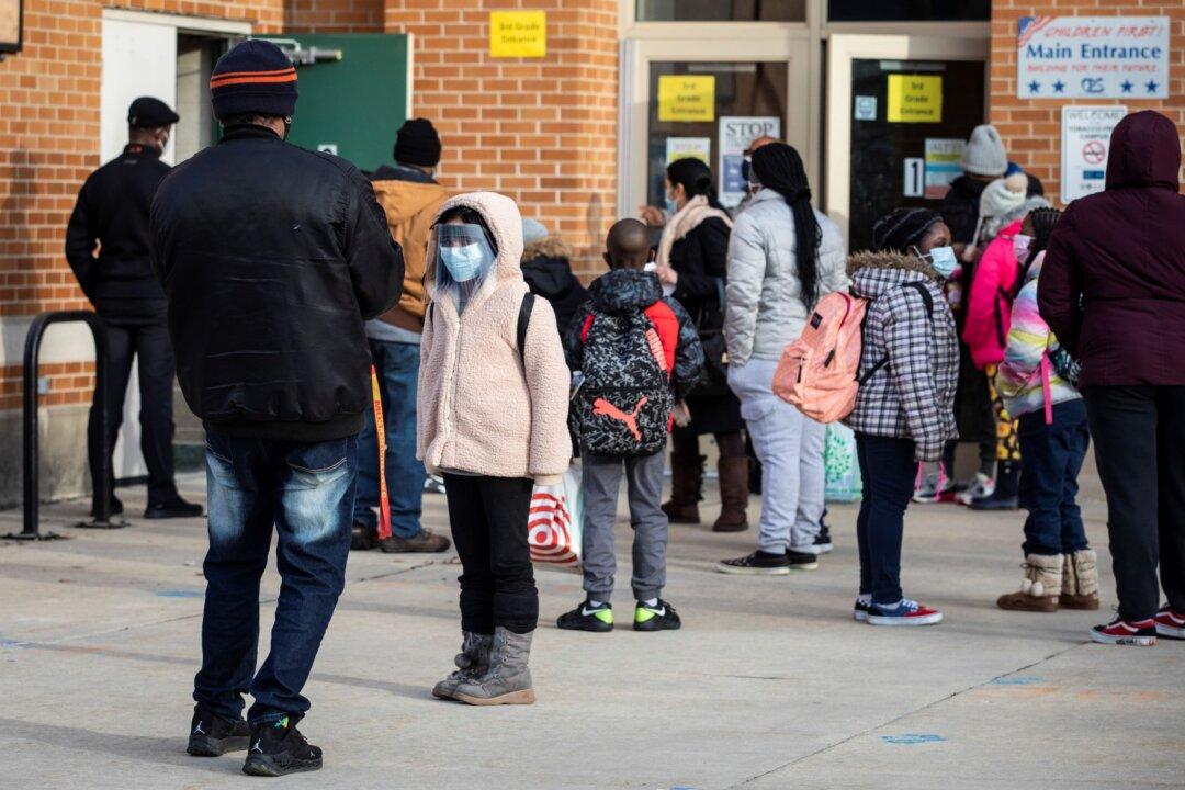 Illinois Punishes 37 Public School Districts for Not Imposing Mask Mandates