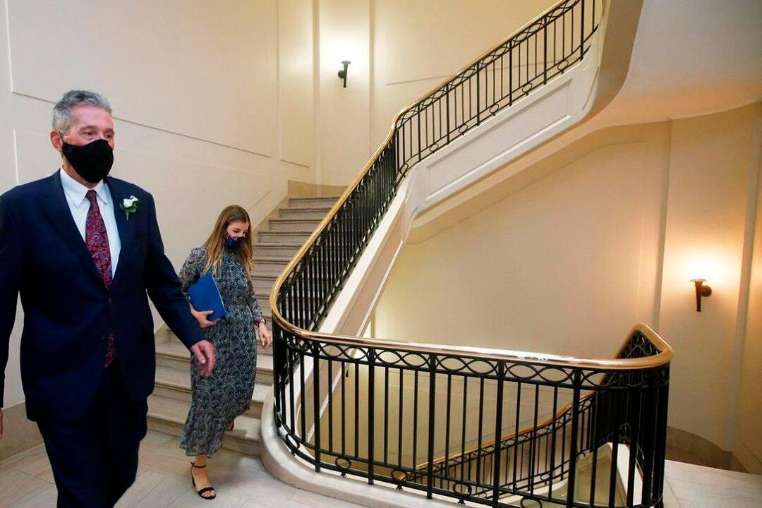 Report Shows Manitoba Hydro Debt the ‘Scandal of the Century’: Premier