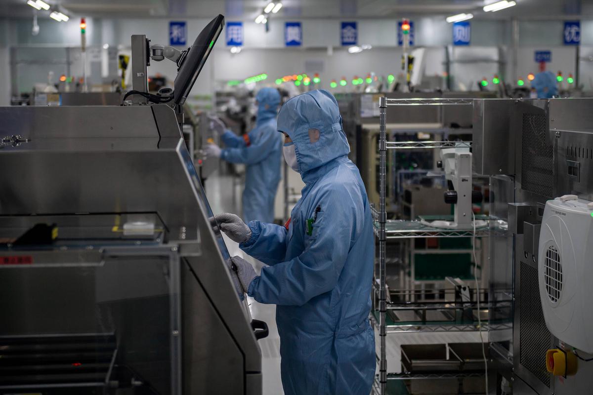 China’s $18.5 Billion Semiconductor Investment Project Fails, Employees ‘Asked to Resign’