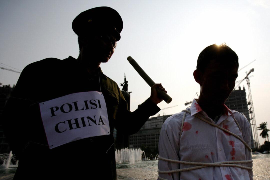 75-Year-Old Retired Teacher in China Sentenced to Jail Again for His Faith