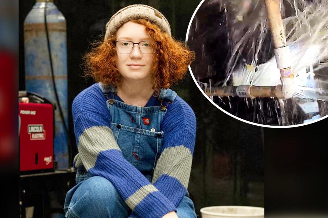 Teen Plumbing Wiz Fixes Her Family’s Pipes That Burst During Texas Storm, Helps Mom, Brothers Return Home