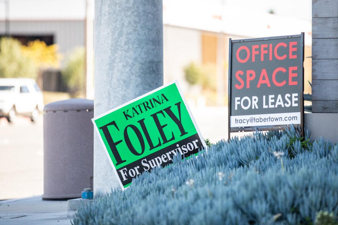 Orange County Supervisor Candidate Handily Outraises Competitors as Race Reaches Final Stretch