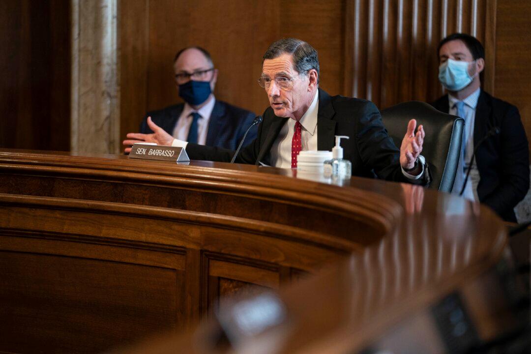 At Hydropower Forum, Sen. Barrasso Decries ‘Glacial Pace of Permitting’ for New Facilities