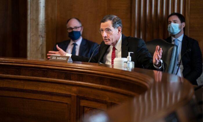 At Hydropower Forum, Sen. Barrasso Decries ‘Glacial Pace of Permitting’ for New Facilities