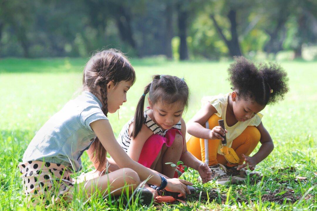 Steps to Free Our Kids From Screen Dependency