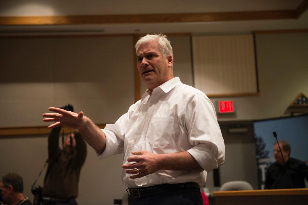 Republican Campaign Committee Launches Ads to Unseat House Democrats, and Regain Majority