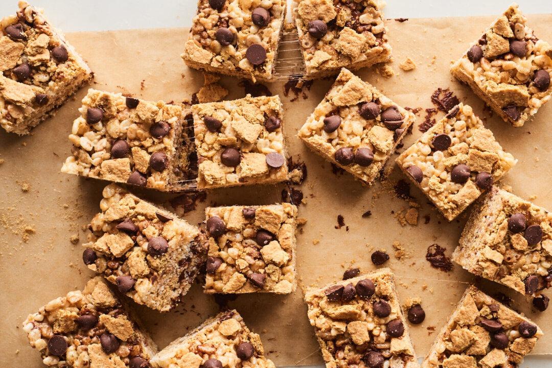S’mores Rice Krispies Treats Are the Dessert Mash-Up You Need