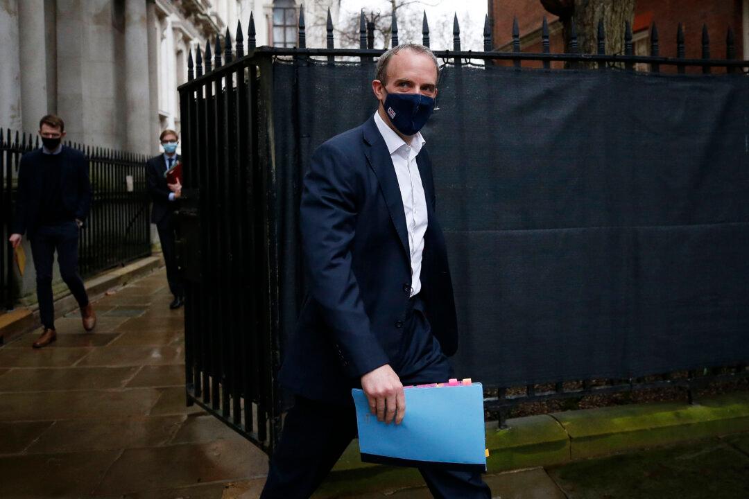 Canada, UK Agree to Cooperate on Defending Human Rights, Including in China and Burma