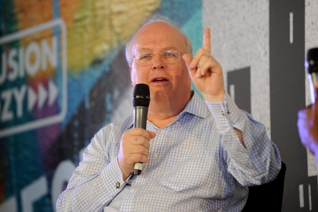 Trump Brands Former Campaign Advisor Karl Rove a ‘RINO’ After Strategist Criticized Him