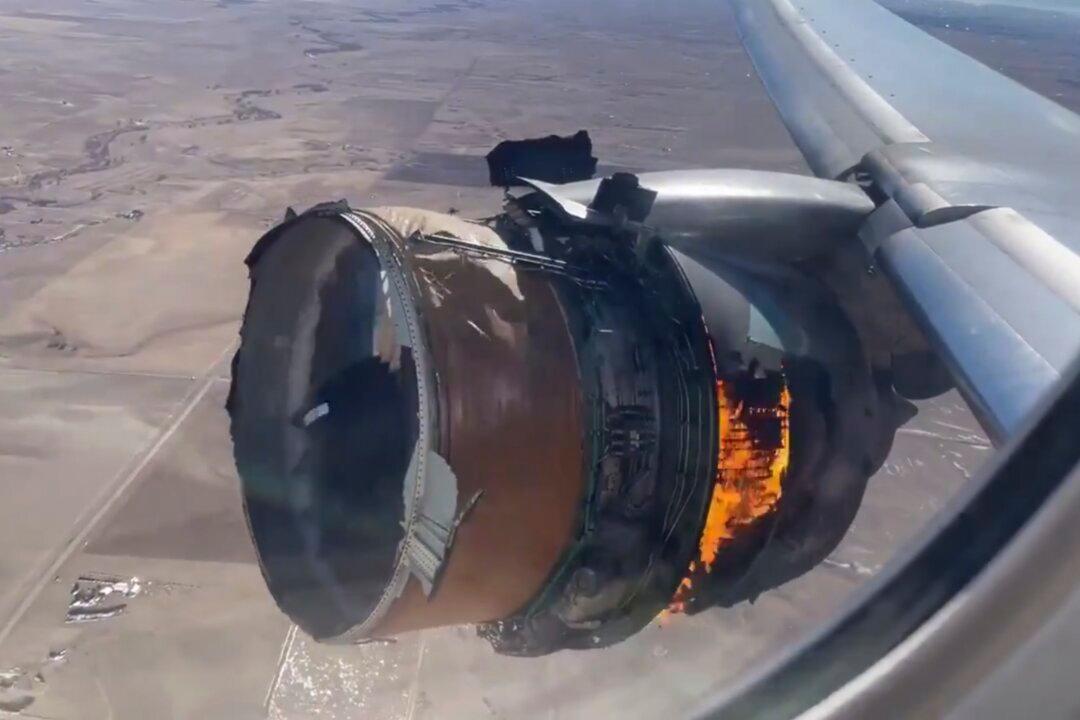 Exam Finds Multiple Cracks in Part of United Jet’s Engine