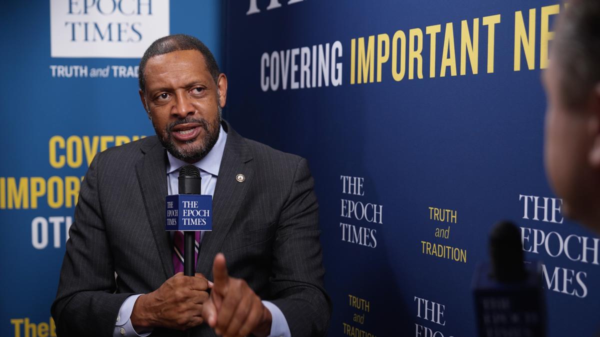 Vernon Jones, GOP Gubernatorial Candidate, Headed to Arizona to Observe Election Audit