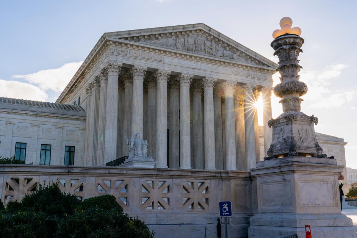 Crack Cocaine Offender’s Leniency Bid Receives Cool Reception From Supreme Court