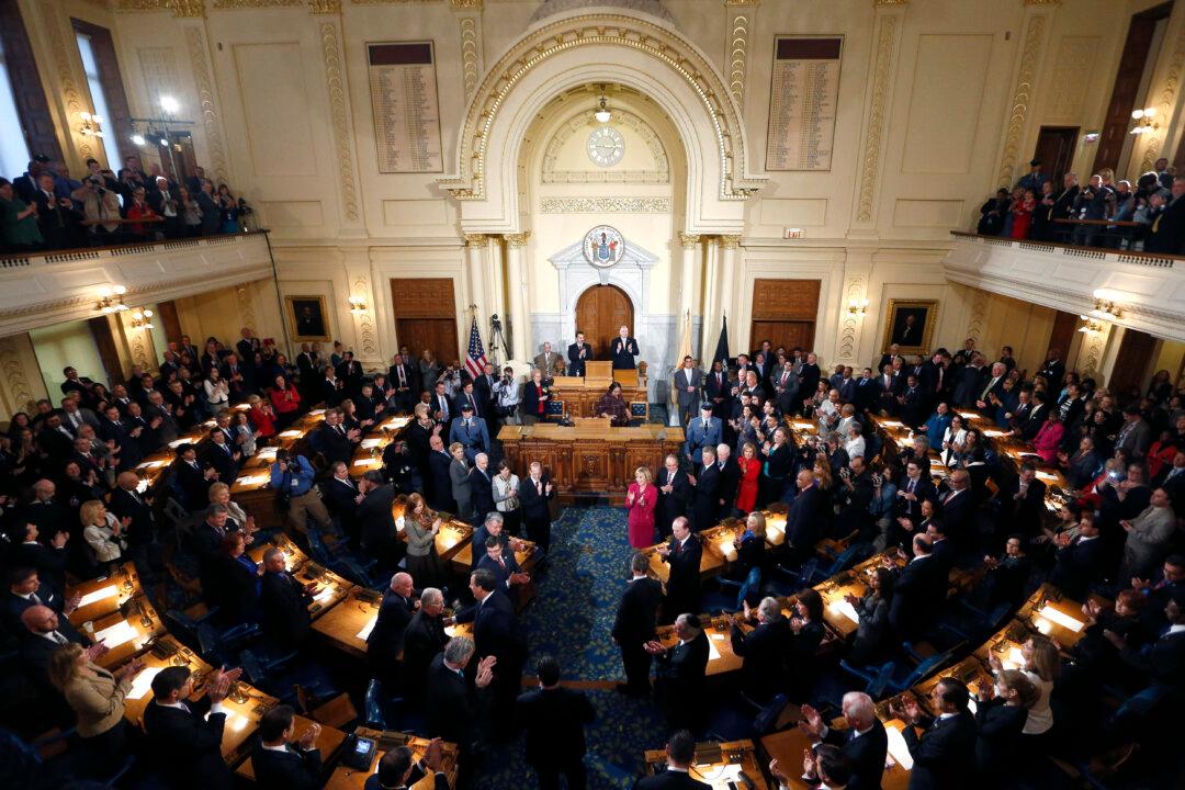 New Jersey’s Vaccine Mandate for State Capitol Will Restrict Public Access to Legislature: Republican Lawmakers