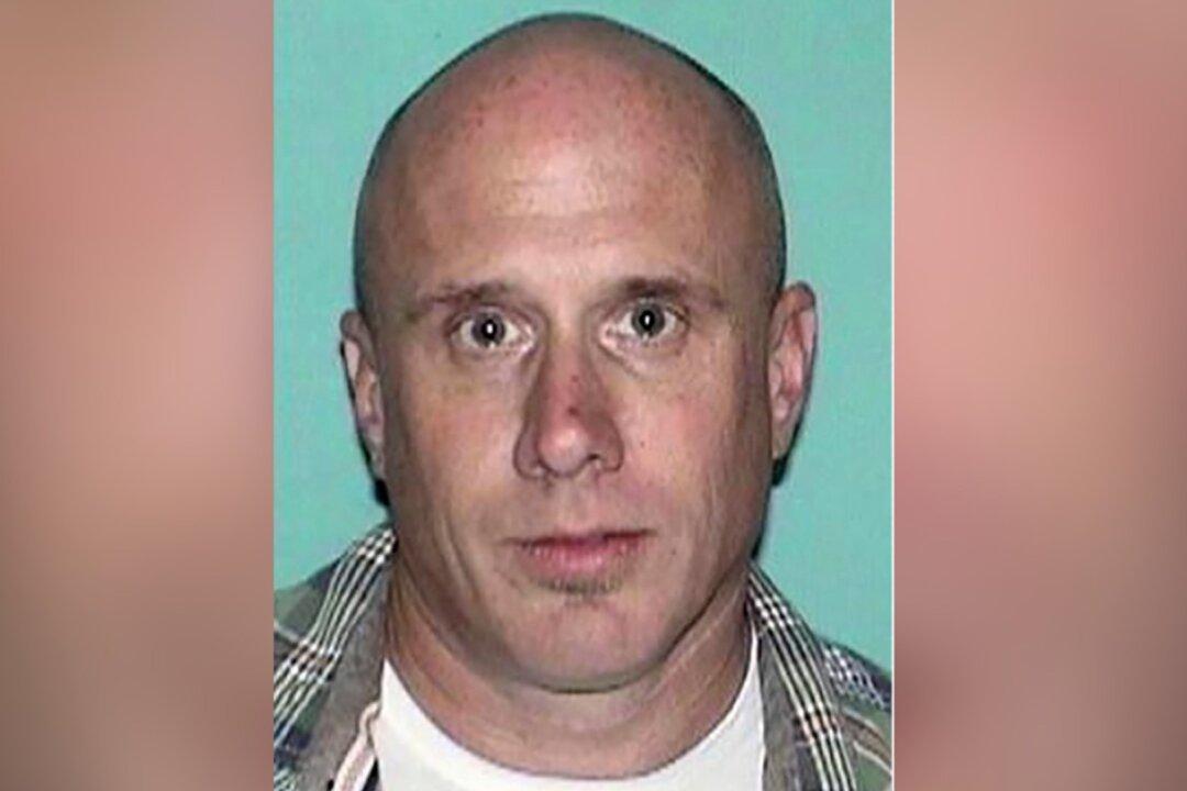 Man Held in New Jersey Killing Charged in New Mexico Deaths