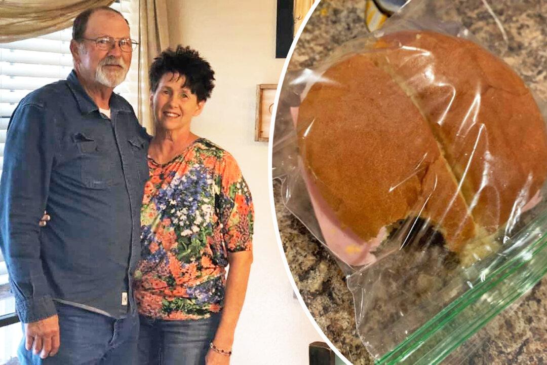 Loving Wife Takes a Bite Out of Her Husband’s Packed Lunch to Let Him Know She’s Beside Him