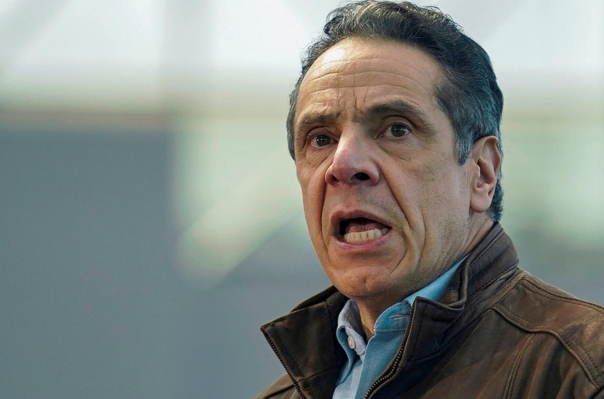 New York’s Cuomo Urges Challenge to Census Over State Losing Congressional Seat