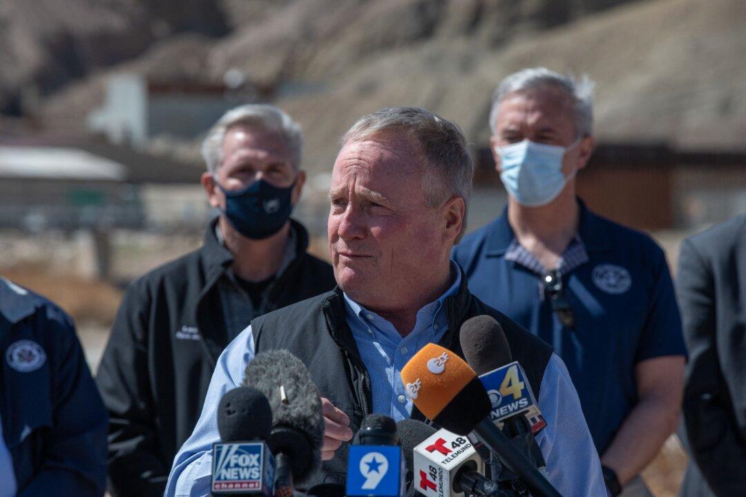 ‘Biden Border Crisis’: Republicans Knock New Policies at Southern Border