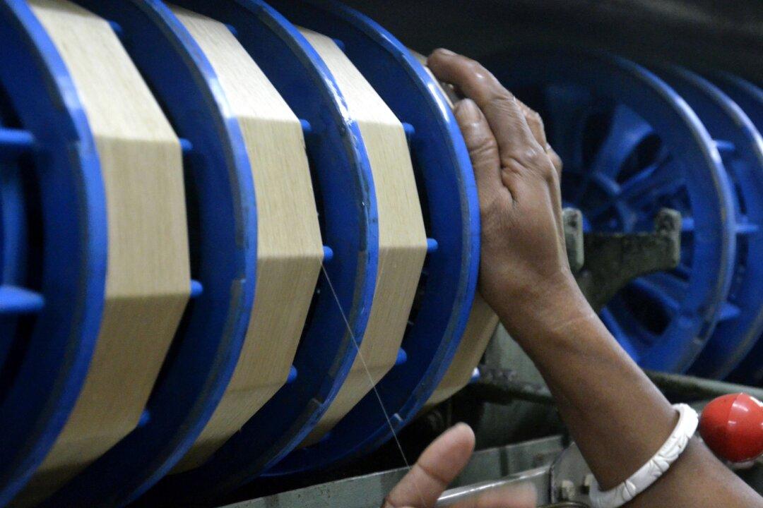 Indian Silk Industry Seeks Curbs on Chinese Dumping Amid Geopolitical Clamor