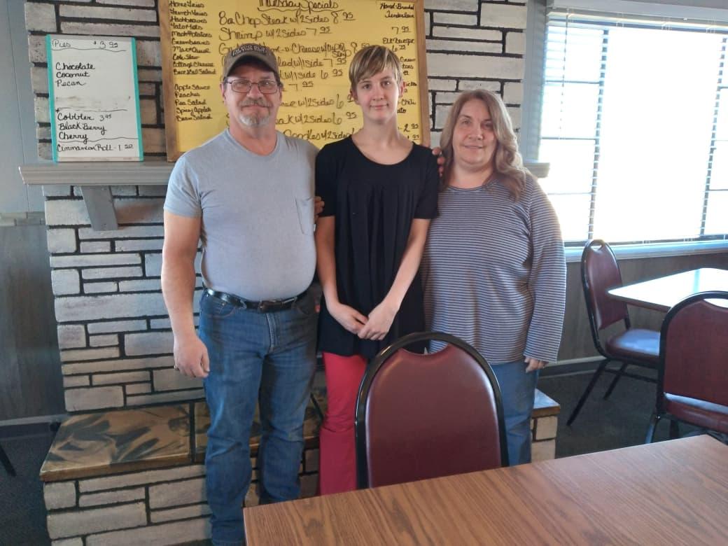 Michael with his daughter Jerica, and Karen. (Courtesy of <a href="https://www.facebook.com/karen.warner.92505">Karen Warner</a>)