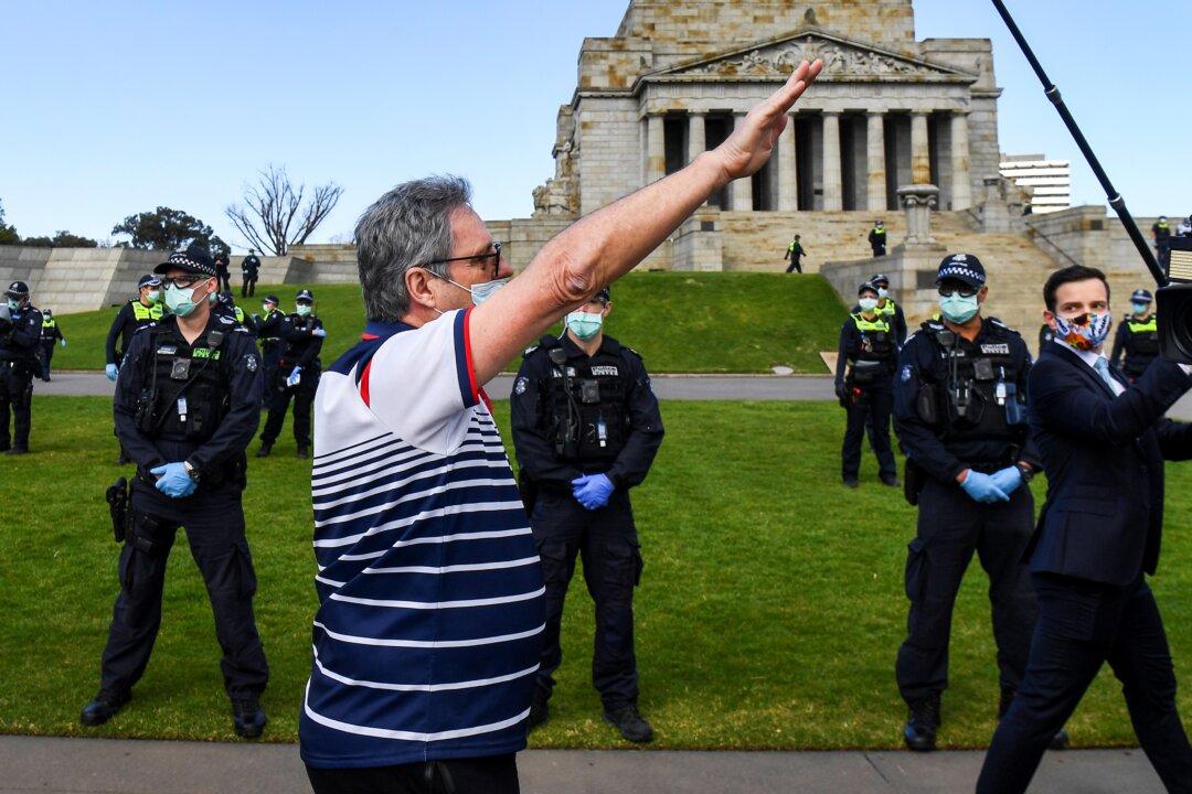 NSW Vows to Outlaw Nazi Salute