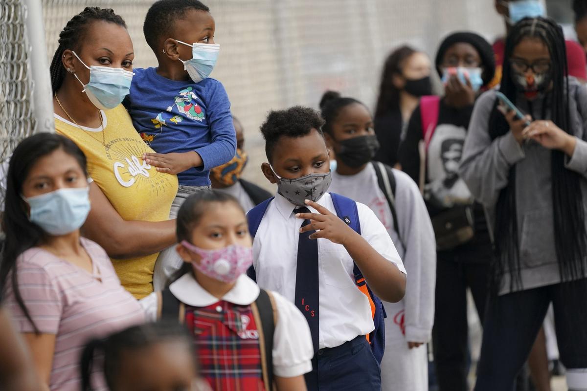 CDC: Schools Should Open in Fall, Recommends Masks for Unvaccinated Children