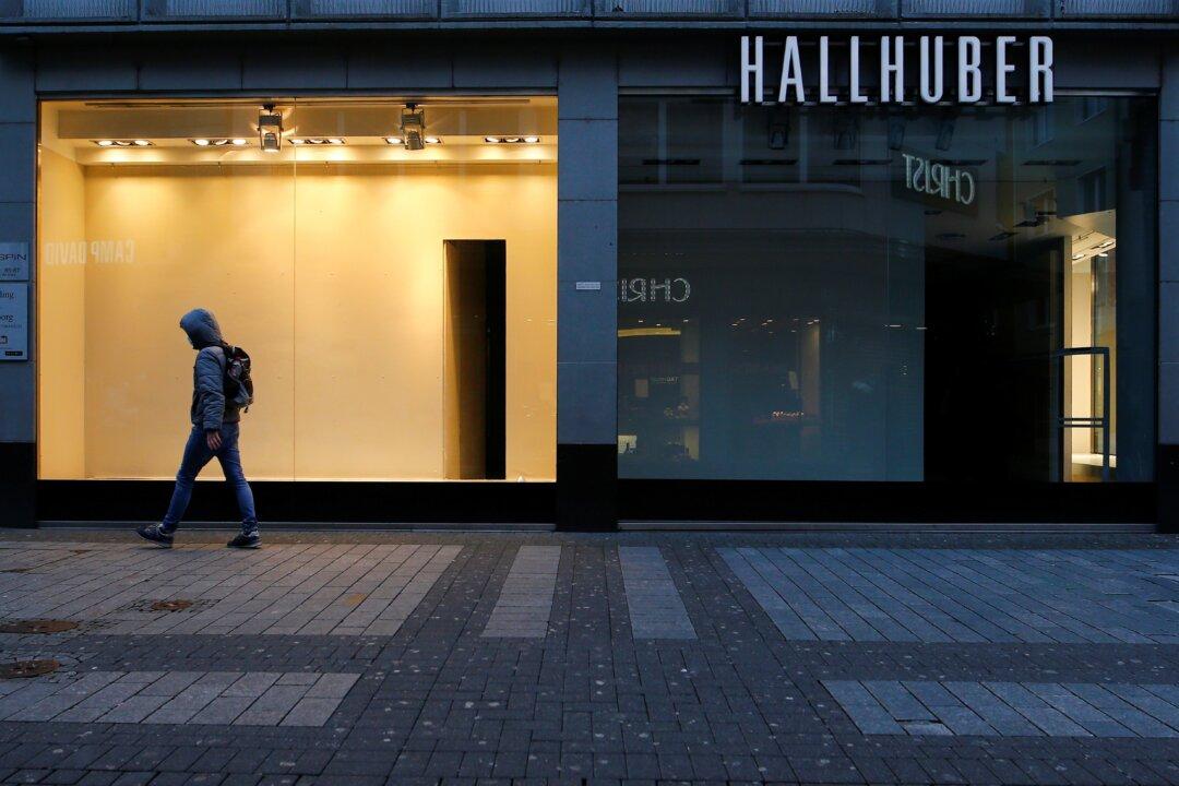 Lockdown Extension Looms in Germany as COVID-19 Case Numbers Rise