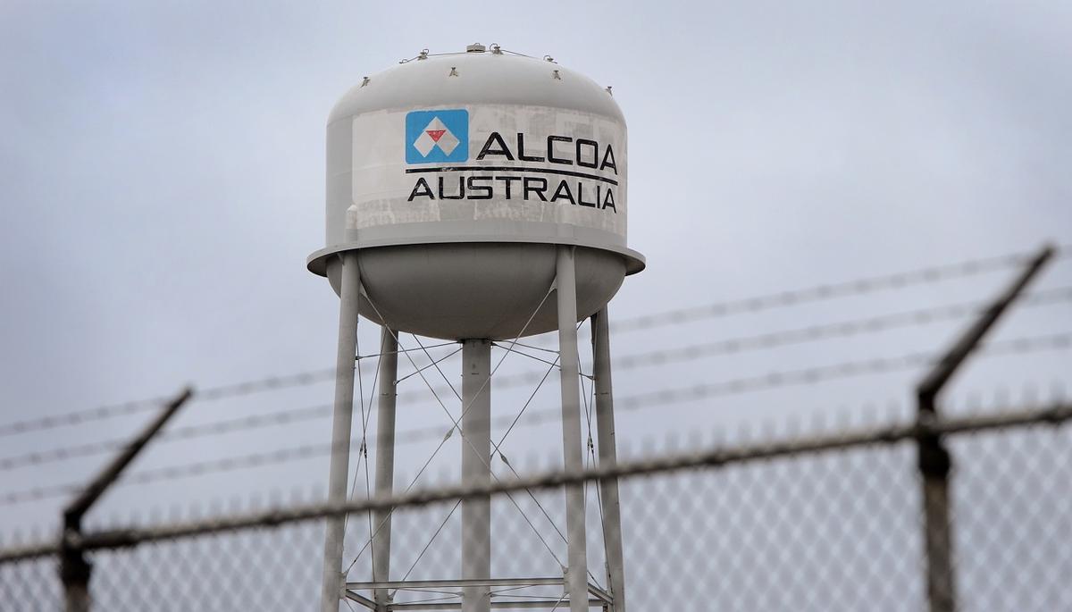 Victorian Smelter, Jobs to Power on With $76 Million From Government