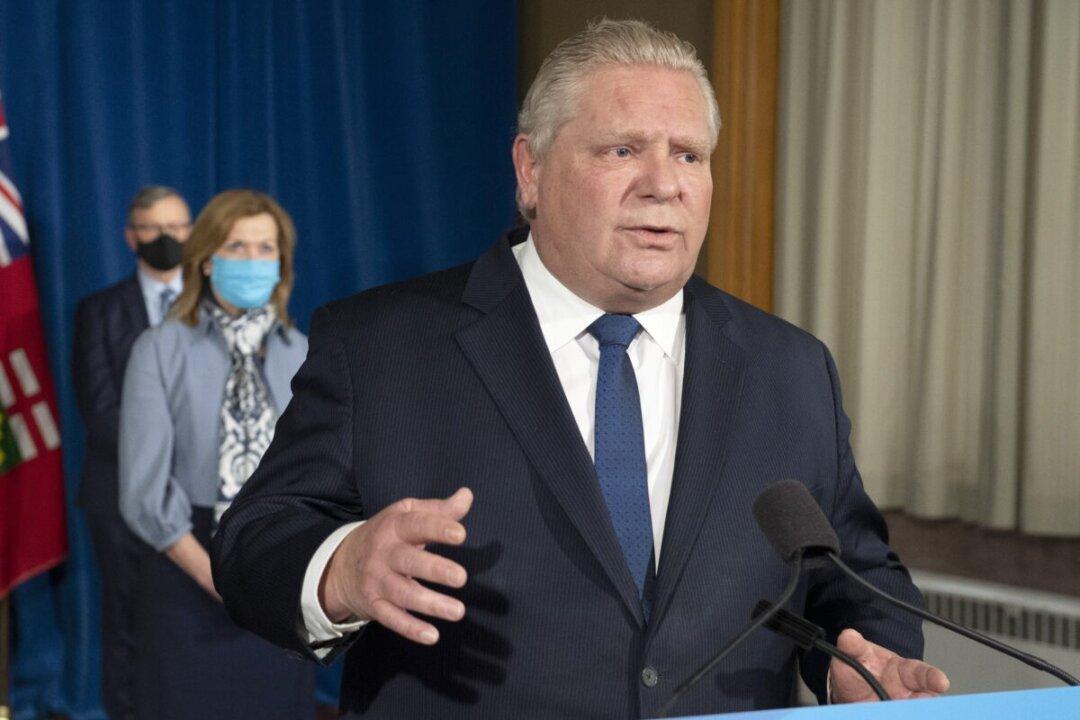 Ontario Steps up Vaccine Rollout, Expands Online Appointments for Shots