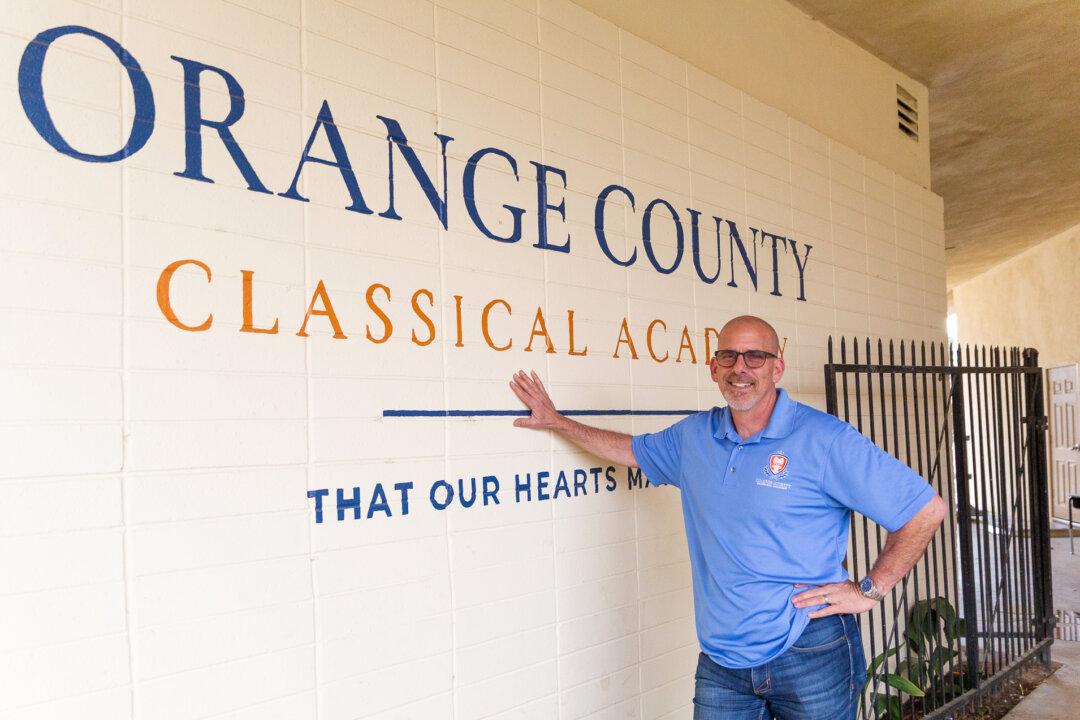 Orange County Charter Schools Offer Students, Parents Choice
