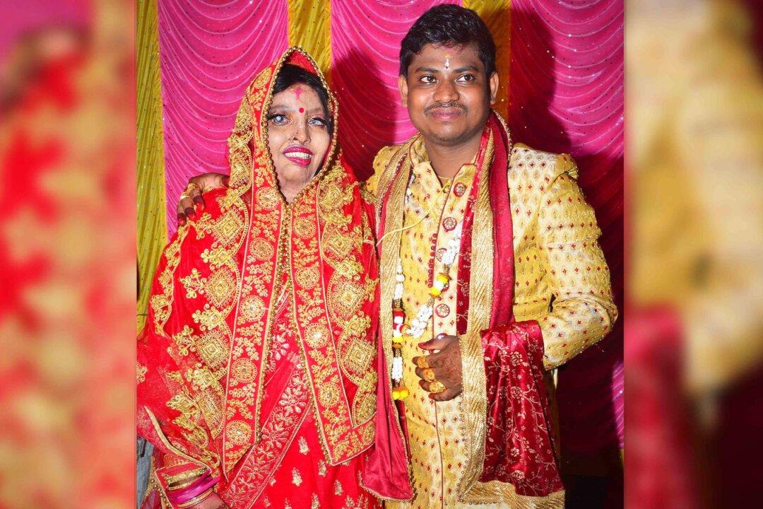 Woman Who Suffered Acid Attack for Rejecting Marriage Proposal Finds Love, Marries Man She Met in Hospital