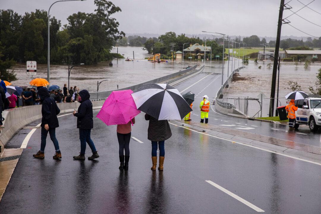 New South Wales Braces for More Floods, Lasting Damage