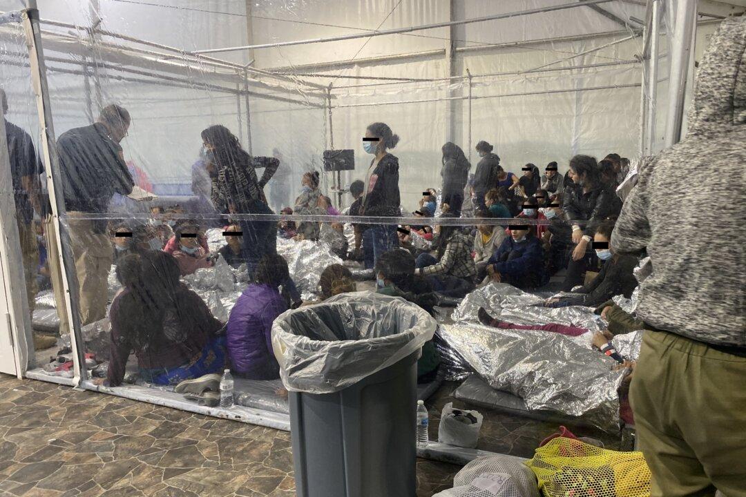 Leaked Photos Show Children Packed in ‘Terrible Conditions’ in Border Patrol Facility