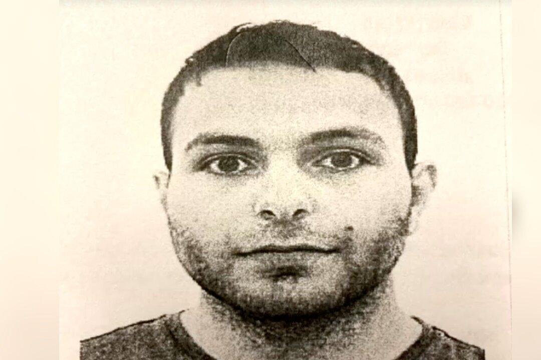 Colorado Shooting Suspect Al Aliwi Alissa Was Short-Tempered, Violent: Former Teammates