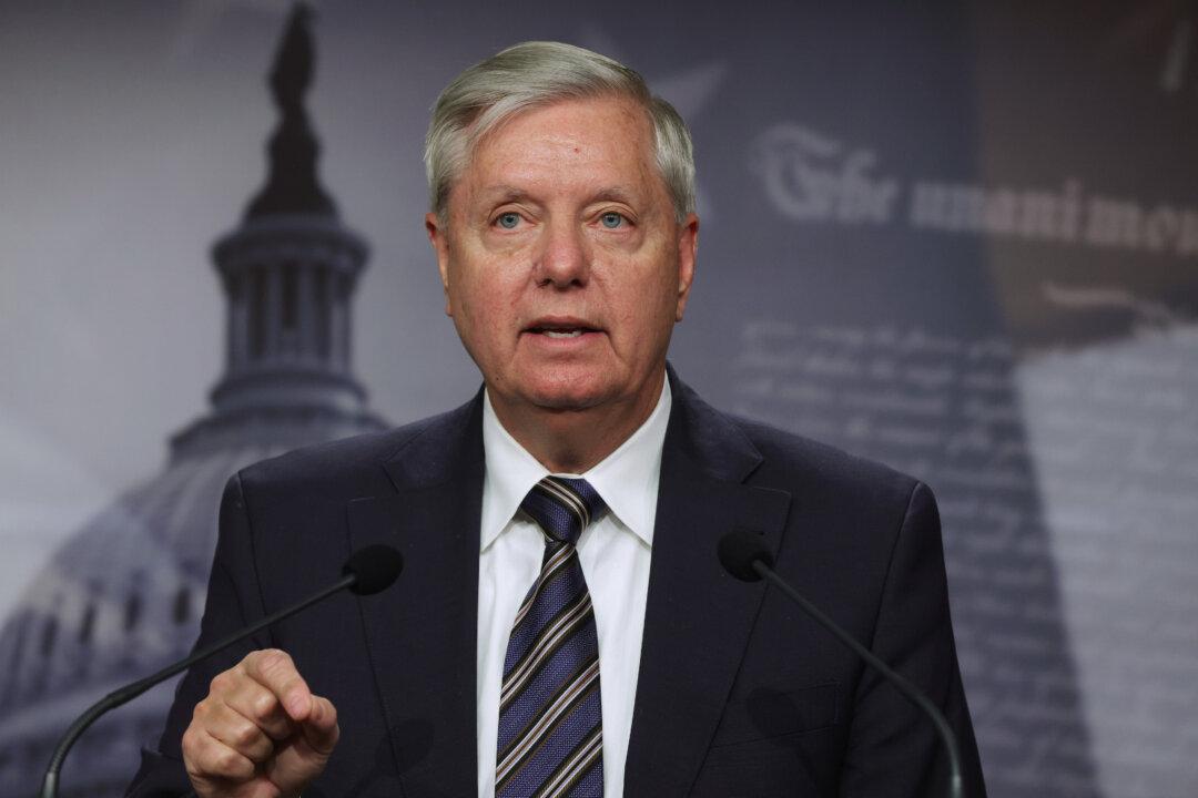 Sen. Graham Says Israel Will Request $1 Billion From US to Replenish Iron Dome