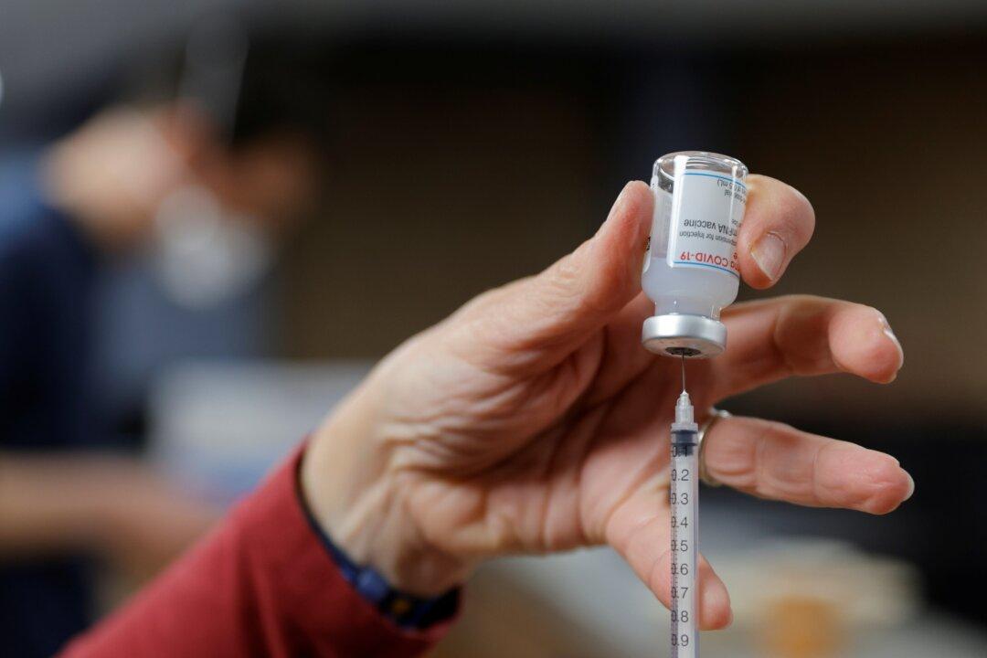 12,000 College Students to Take Part in Study Testing Moderna’s COVID-19 Vaccine
