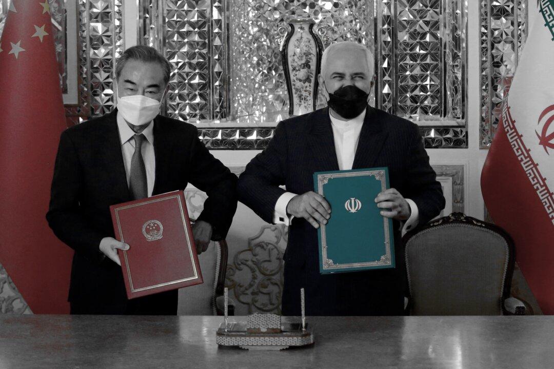 China Signs Economic, Security Agreement With Iran in Challenge to US