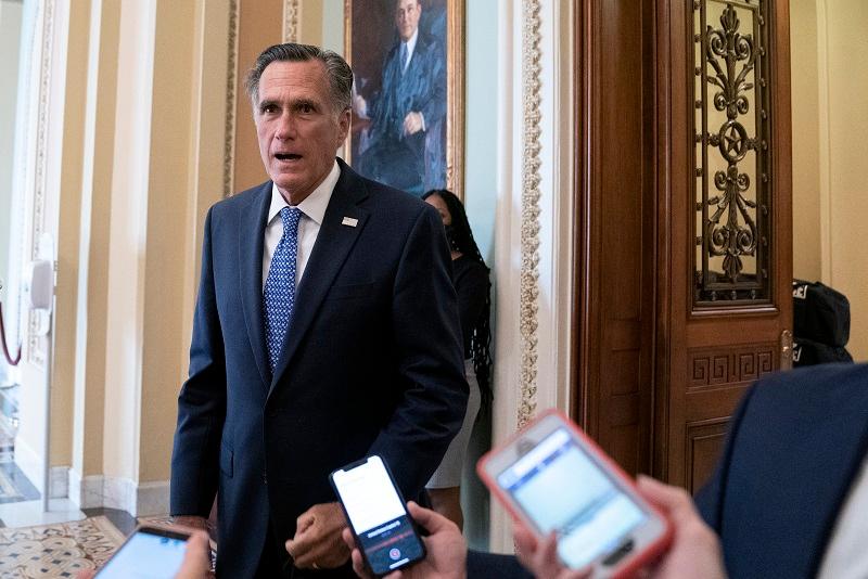 Utah GOP Votes Against Censure of Romney Over Impeachment Votes