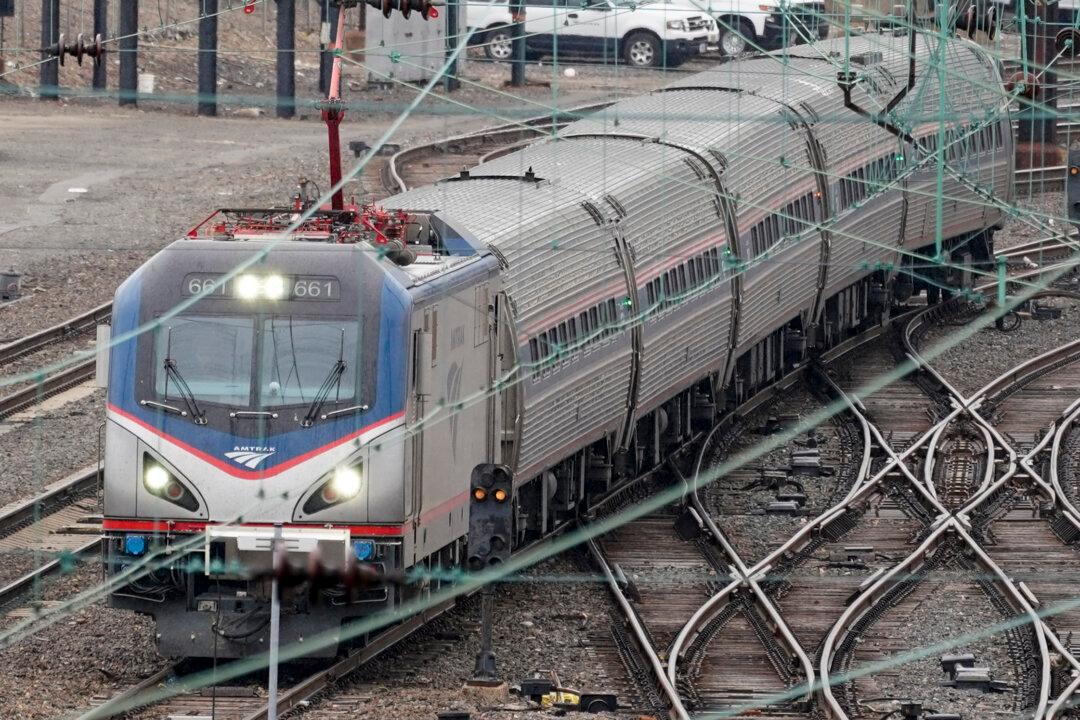 Chicago-Bound Amtrak Train Crashes Into Tractor-Trailer in Maryland