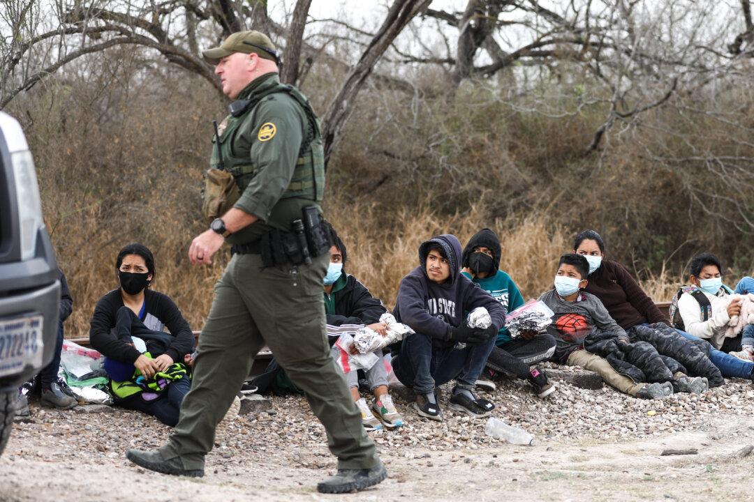 Deputy Border Chief Estimates ‘Way Over 100,000’ Illegal Border Crossers Evaded Capture This Year
