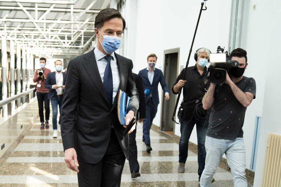 Dutch PM Rutte Fights for Political Life After Blunder