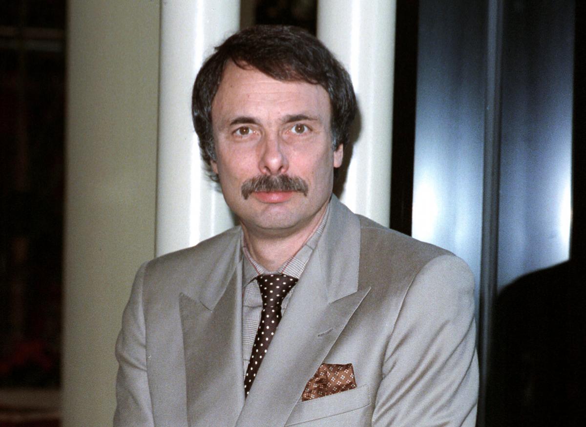 Arthur Kopit, 3-Time Tony-Nominated Playwright, Dies