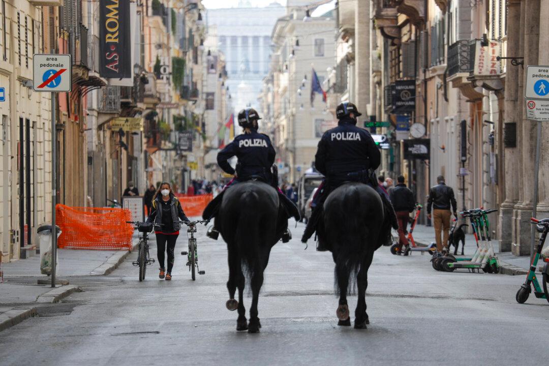 Italy Enters Strict 3-Day Lockdown Over Easter