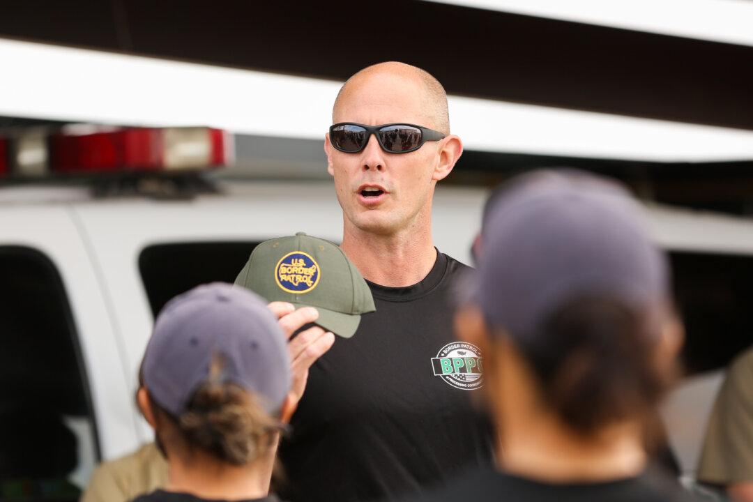 New Staff Deploy to Border Processing Facilities as Crisis Worsens