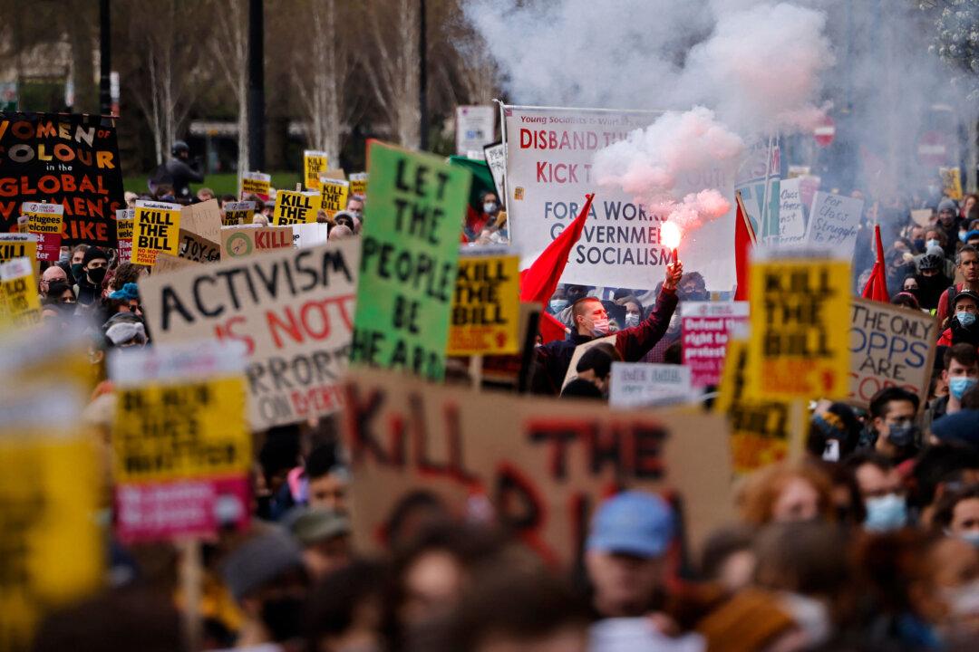 Thousands Protest Across England, Wales Against Policing Bill