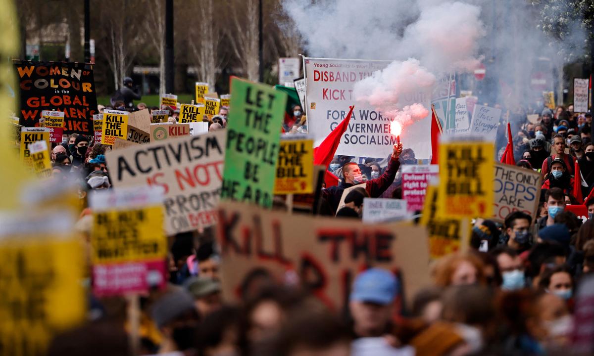 Thousands Protest Across England, Wales Against Policing Bill